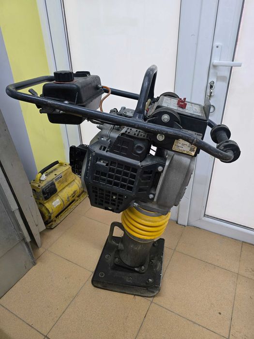 Трамбовка BOMAG BT 80 D