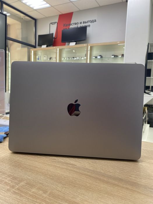 macbook pro 13 2020 M1 (p25)