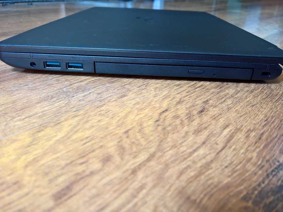 15.6" Fujitsu LifeBook A3510, i5-1035G1, 8GB DDR4, 256GB NVMe, лицензиран Windows