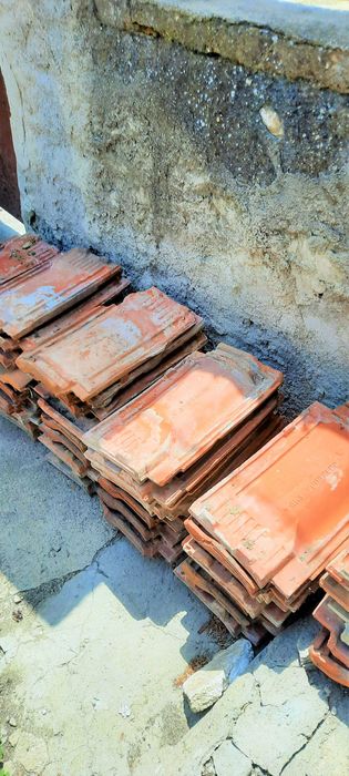 Продавам керемиди