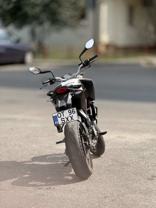 Vand KTM Duke 125  2014