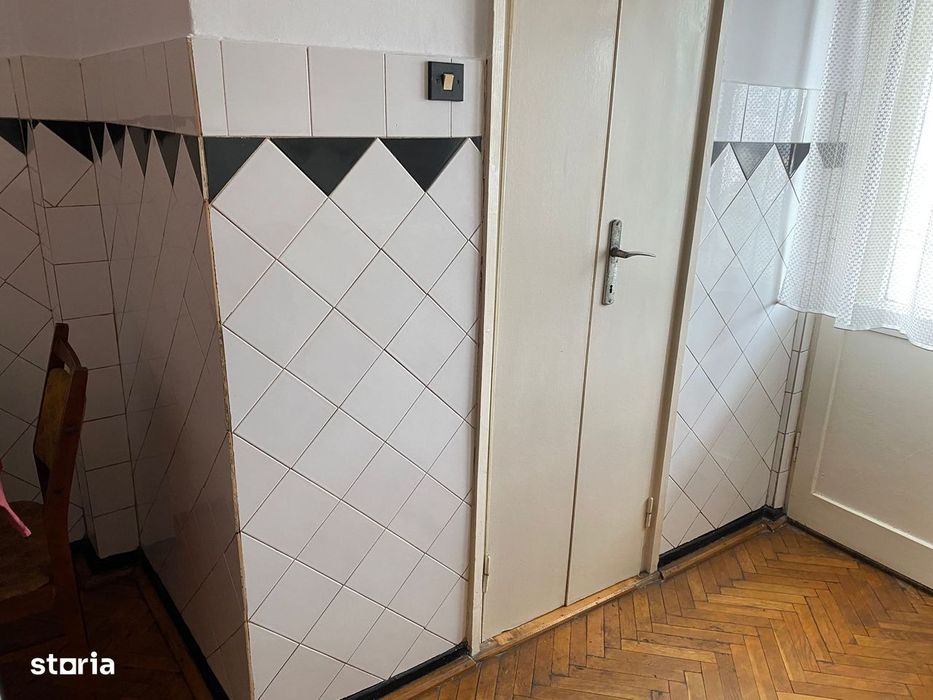 Apartament 4 camere,cu parcare, Calea Victoriei/TURDA