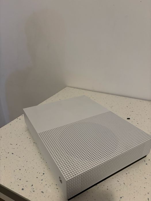 Xbox one s digital 1tb