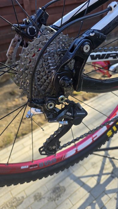 Bicicleta mullet WRC full suspension downhill