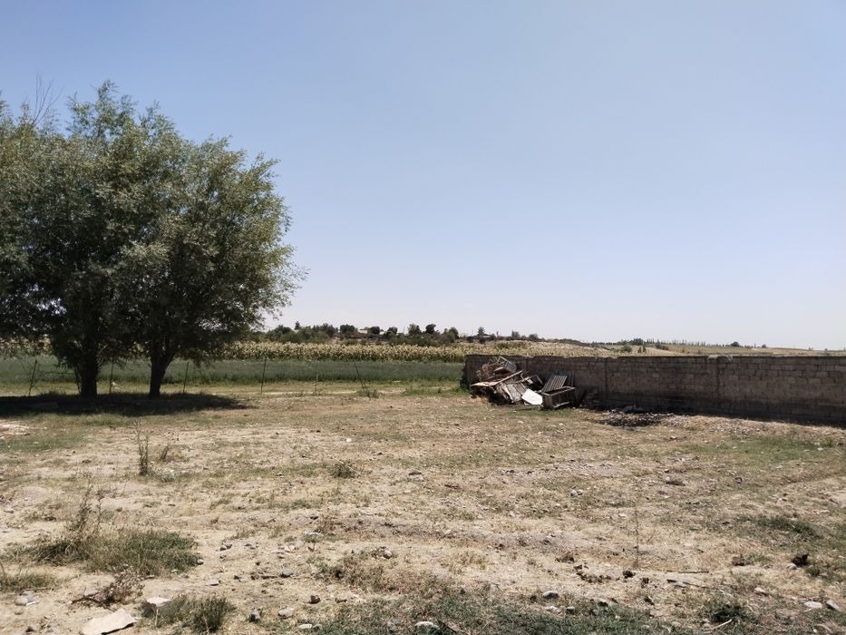 Участка сотилади