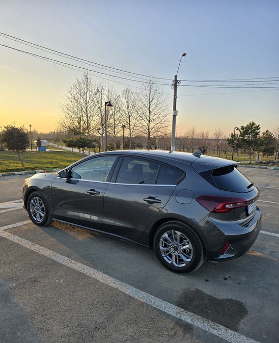 Vând Ford Focus Titanium X (2023) – 1.0 EcoBoost MHEV 125 CP