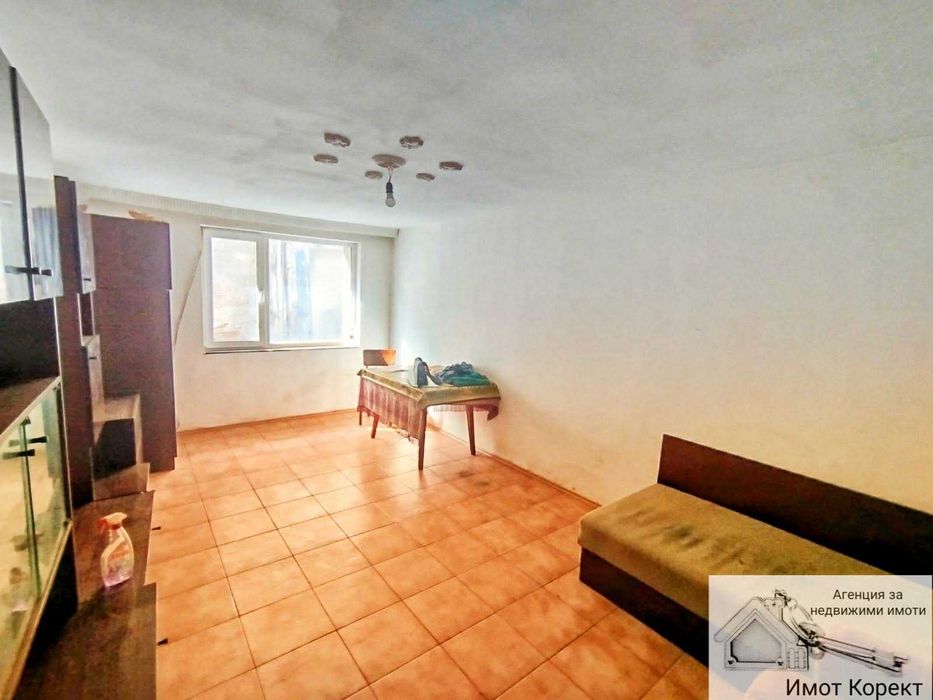 Продава се Четиристаен апартамент в Асеновград - 91 кв.м за 393 €/кв.м - Снимка #7