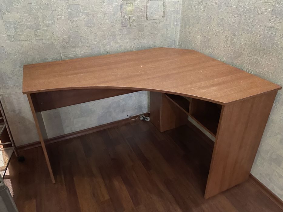 Продам рабочий стол