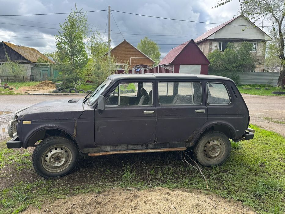 Продам Ниву. На запчасти.