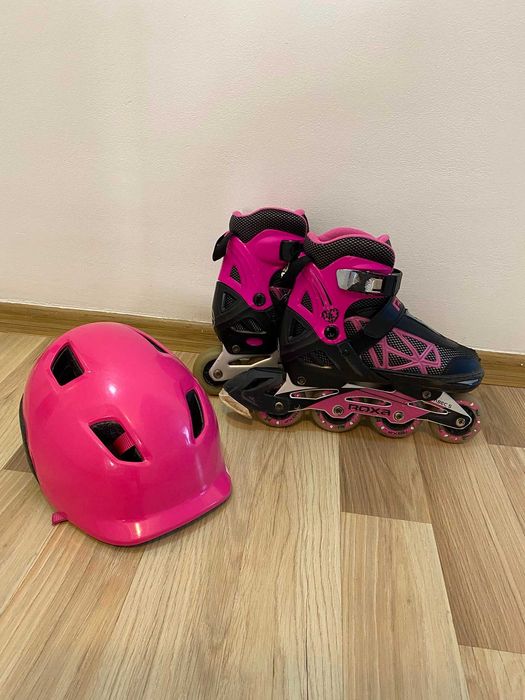 Role ROXA reglabile negru si roz , marimea 35-38
