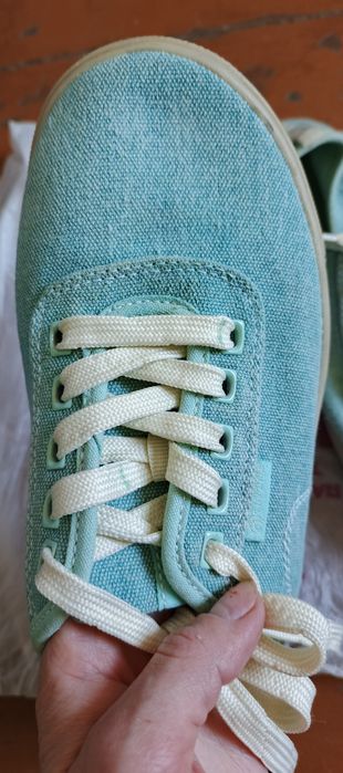 Кеды зелёные удобные