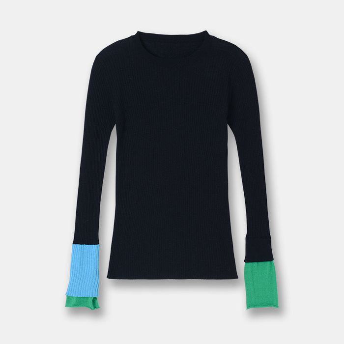 Свитер женский