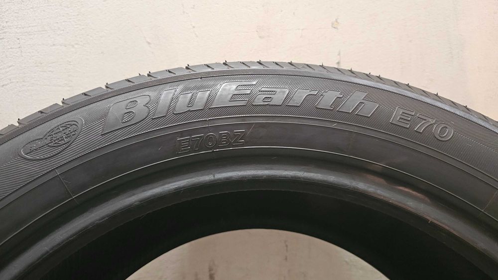 4бр летни гуми 225/55/18 Yokohama BluEarth E70 с много оставащ живот