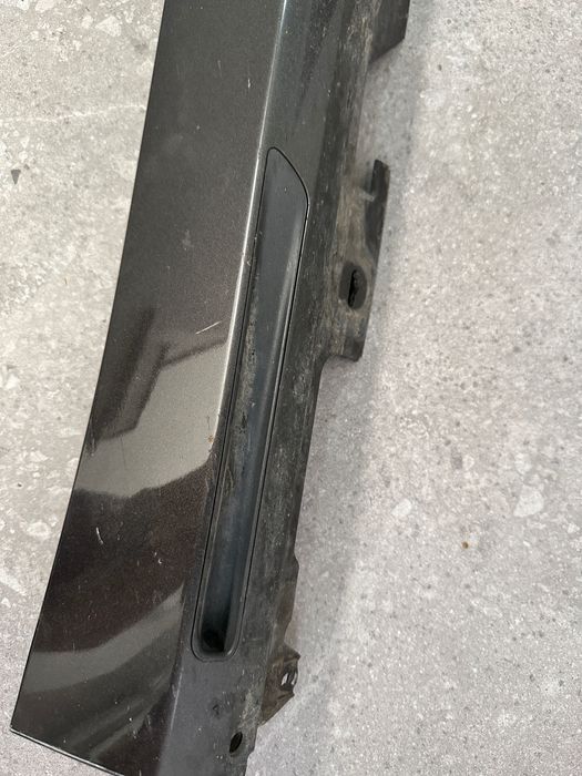 Prag stanga Bmw seria 7 / G12