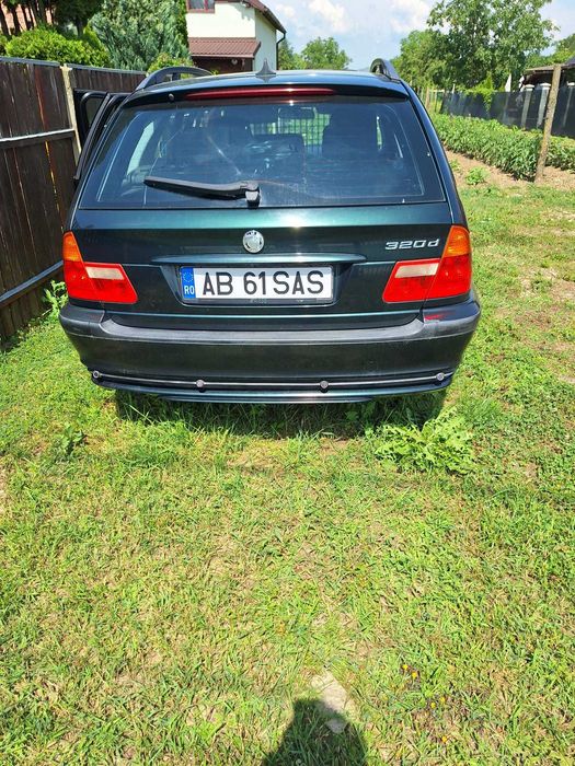Vand masina BMW  din anul 2005,se poate vedea oricand.