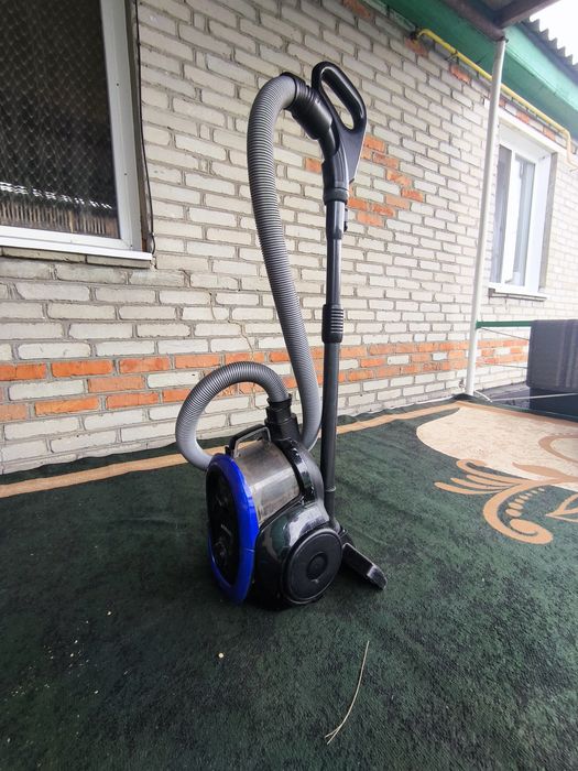 Продам пылесос Самсунг