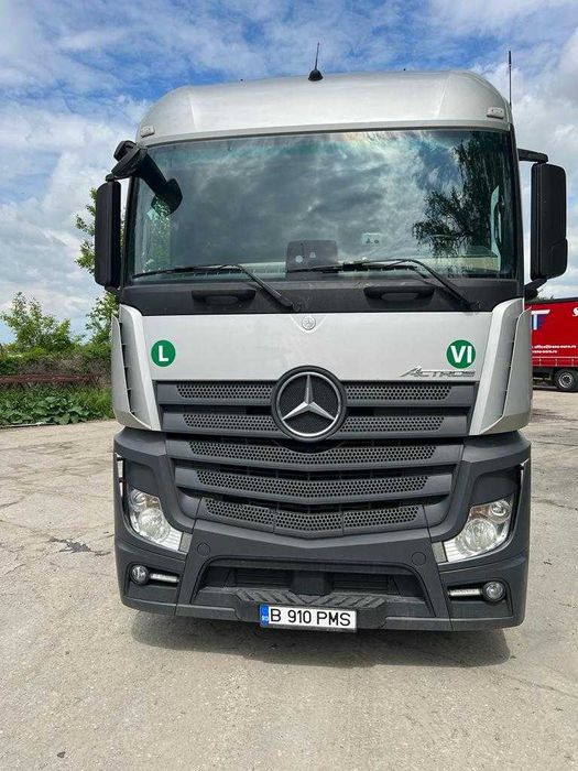 Cap tractor Mercedes-Benz Actros 1842 Mega - 2018