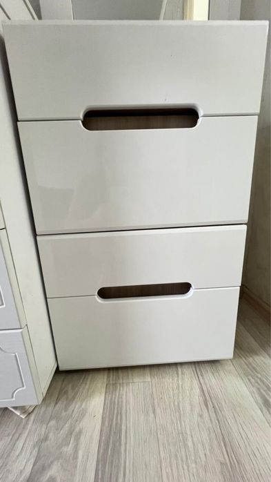 Продам спальную гарнитуру