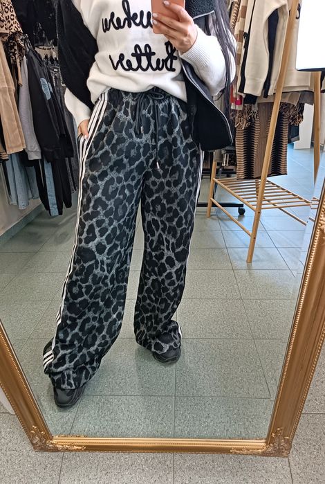 НОВ панталон с тигров принт