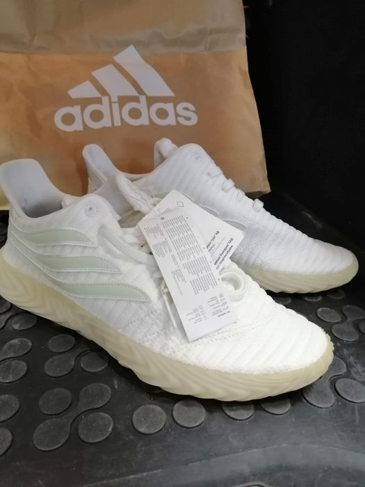 Продавам маратонки нови "АДИДАС"