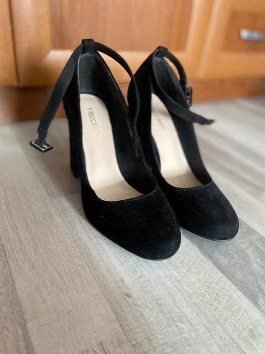 Женские вечерние туфли