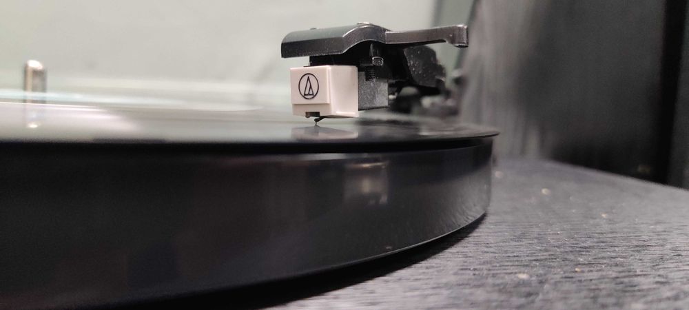 Lenco L 30 pickup cu preu USB muzica vinil