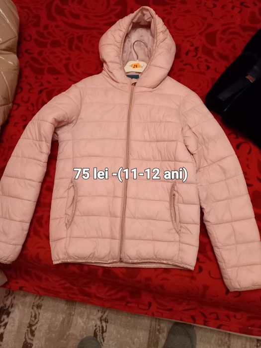 Vând geci în stare foarte bună