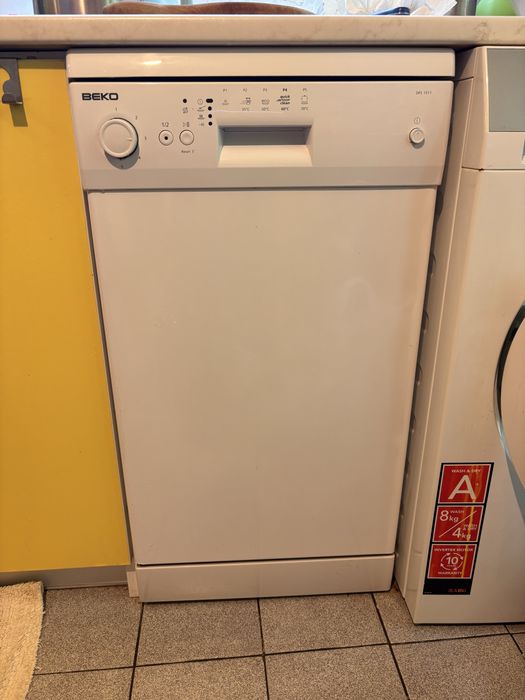 Тясна съдомоялна Beko DFS1511 45см