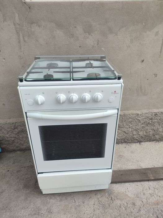 Продам газовую плиту