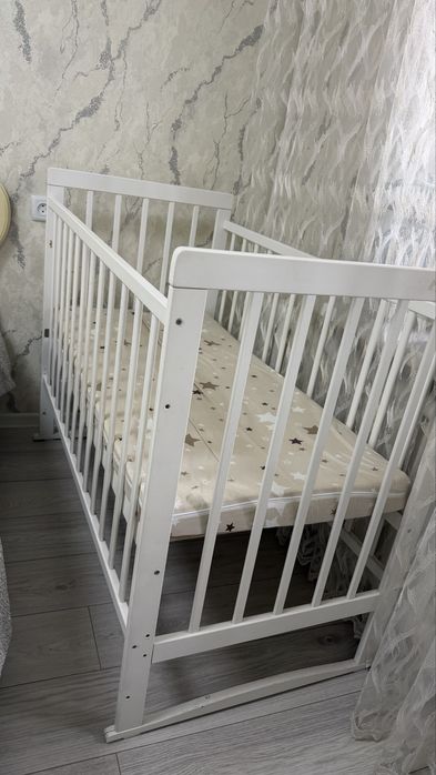 Манежка детская белая