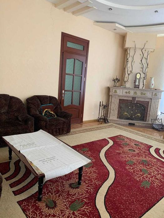 Продаётся Дача с большим красивым садом и видом на горы