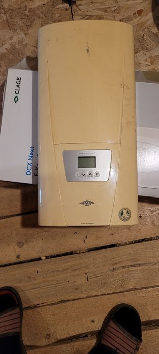Boiler electric apa calda instant