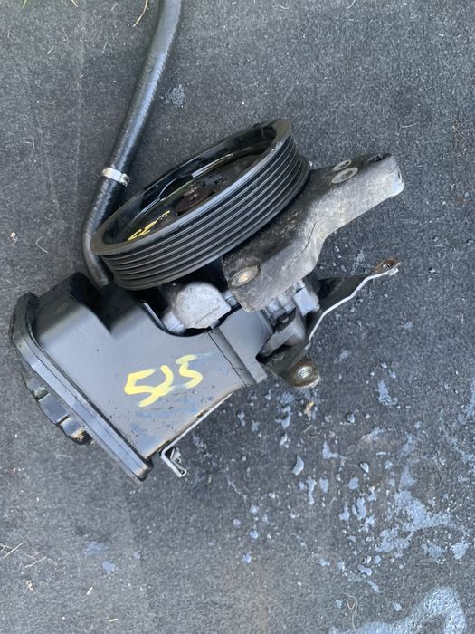 Pompa servo hidraulica BMW E60 E61 525d 530d 520d M47 M57