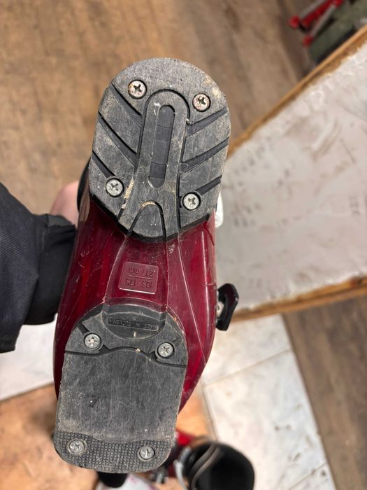 детски ски обувки