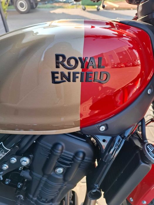 Royal Enfield Guerrilla 450- model NOU-0 KM!- cat.A2