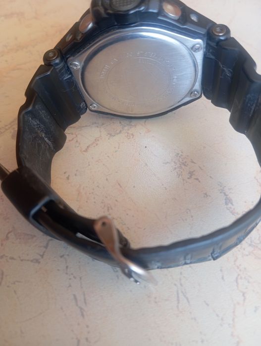 Casio G-Shock часовник
