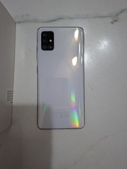 Продам телефон SAMSUNG A51 на 128ГБ