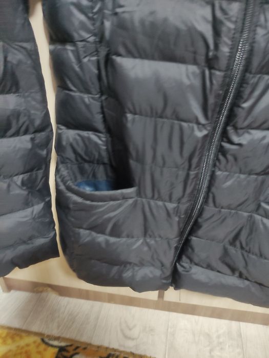 Продам Куртку хорошая