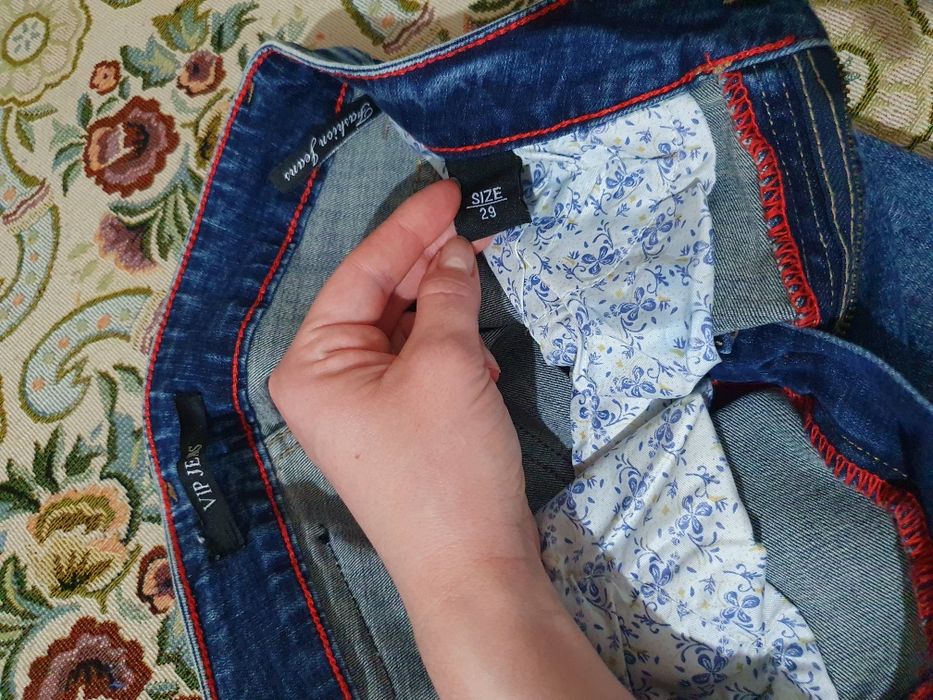 Джинсы женские модные