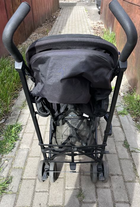 Carucior pliabil cu pozitie de somn