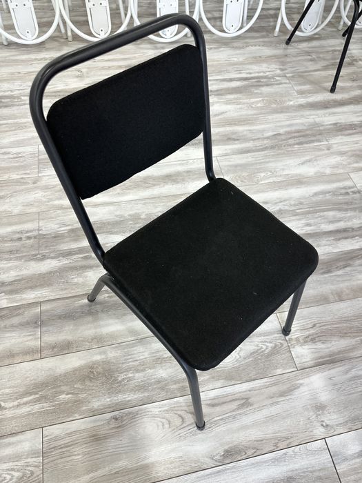 Стулья для офиса Черные/Белые