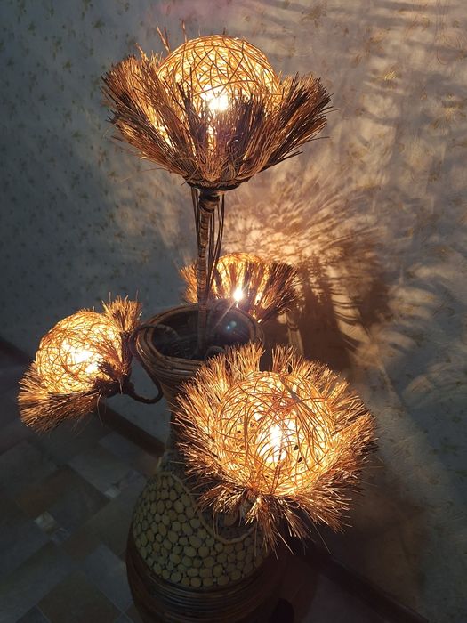 Очень красивый светильник.