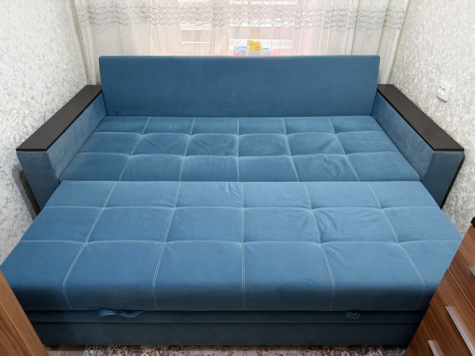 Продам диван в хорошем состоянии