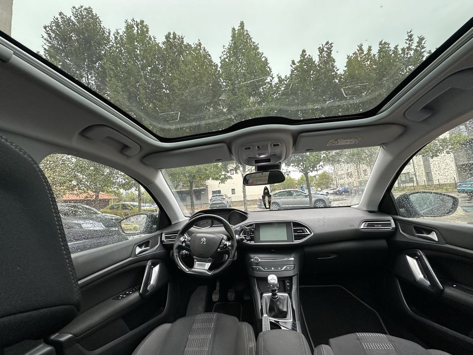 Inchiriez peugeot 308 uber / bolt