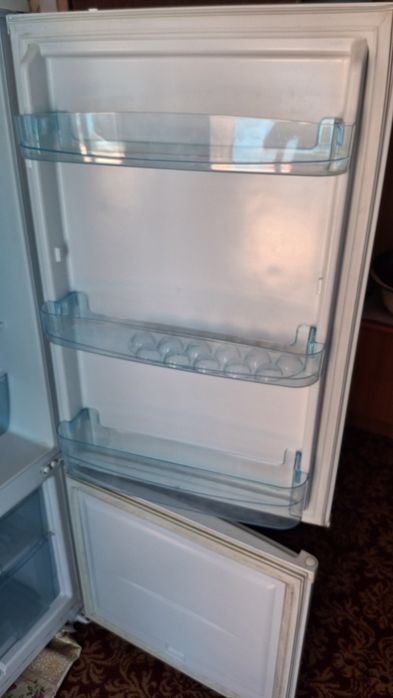 Продам холодильник Бирюса