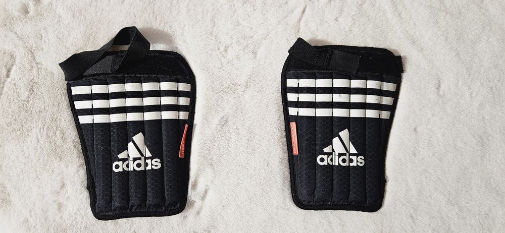 Tibere  Adidas Foarte comode