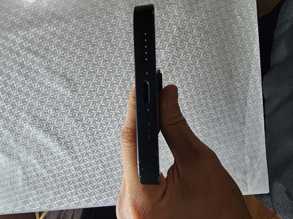 АЙФОН 13 с коробкой