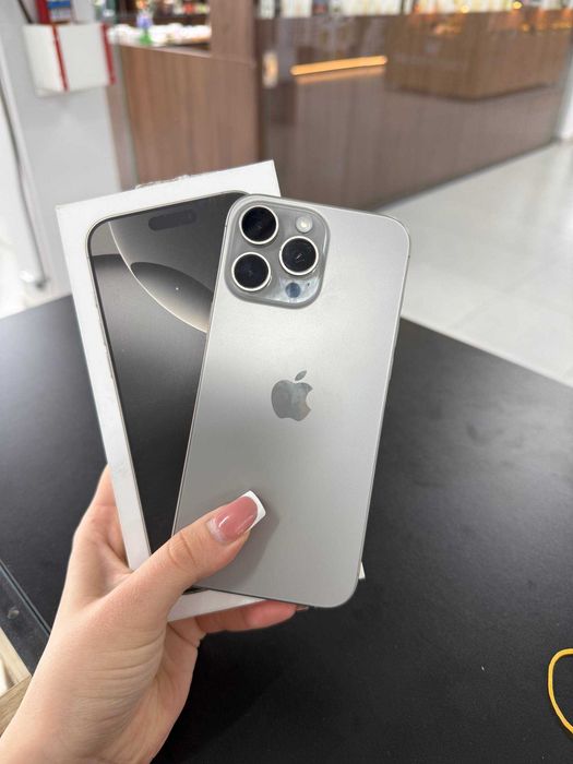 телефон iphone 16 pro max 256Gb Natural Titanium Б\У