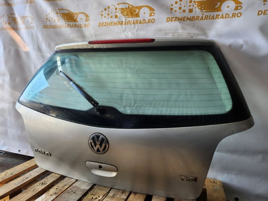 Haion Hayon Cu Luneta Vw Polo 9N An 2002-2003-2004-2005-2006-2007-2008 - Dezmembrari Arad