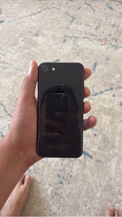 IPhone 8/64GB продам